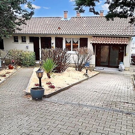 Maison Paisible A Veyras Avec Piscine Privee Et Vue Montagne מראה חיצוני תמונה